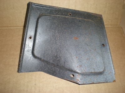 Fuel tube cover plate, early (inside boot), S/H TR7