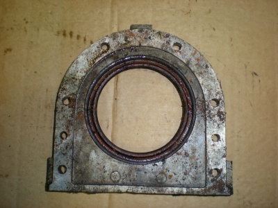 Rear oil seal housing S/H, Stag, TR7, Dolomite Sprint/1850