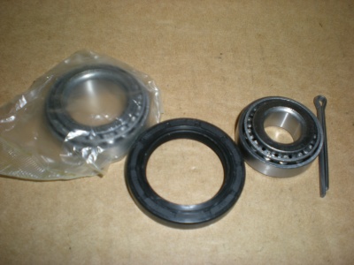 Front wheel bearing kit