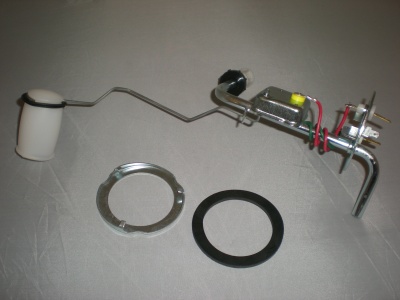 Fuel tank sender unit, with pipe TR7