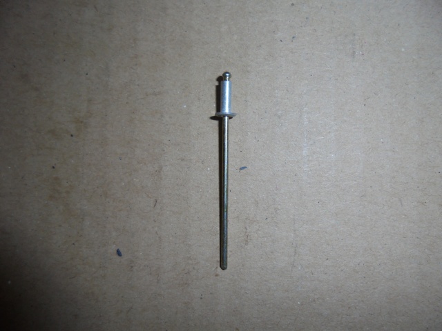 Rivet for Hardtop Clip ( To Fit To 630881 )