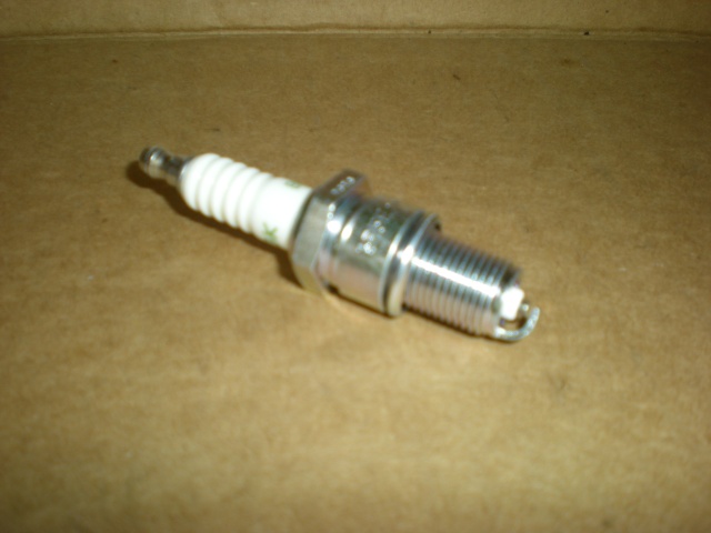 Spark Plug, TR5 TR6 2000/2500
